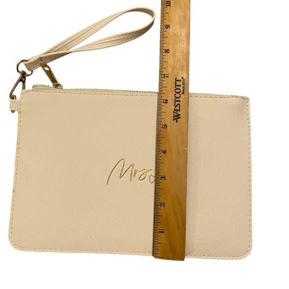 Blush Pink Mrs. Wristlet - Picture 2 of 7